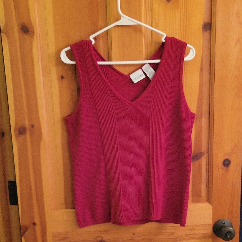 Villager Women's V-Neck Sweater - Red